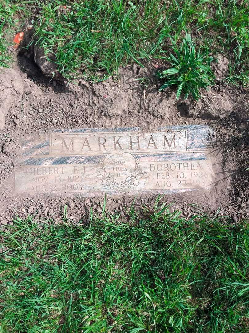 Gilbert E. J. Markham's grave. Photo 1