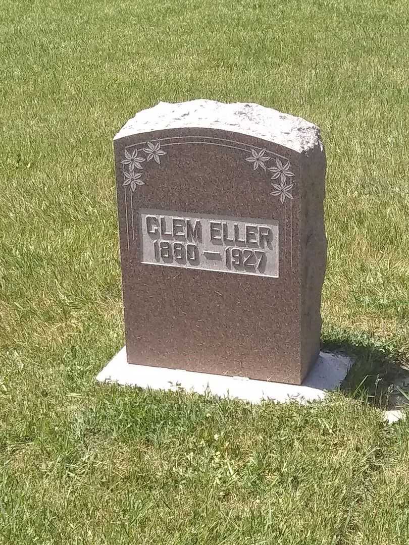 Clem Eller's grave. Photo 1