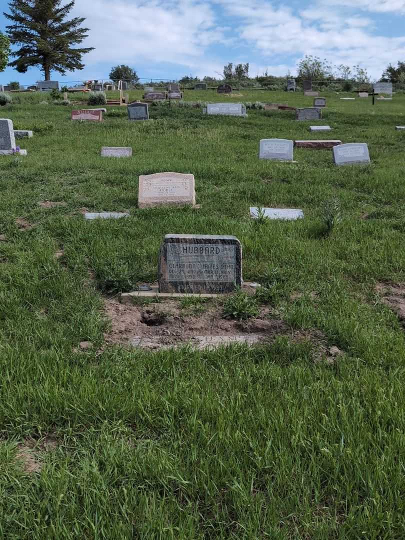 Clara Ina Hubbard's grave. Photo 2