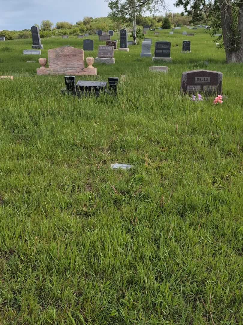 John Ermakowic's grave. Photo 2