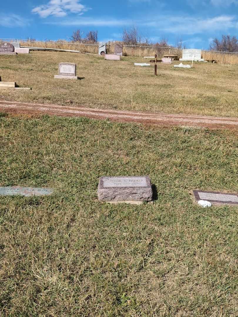 Nellie E. Parker's grave. Photo 2