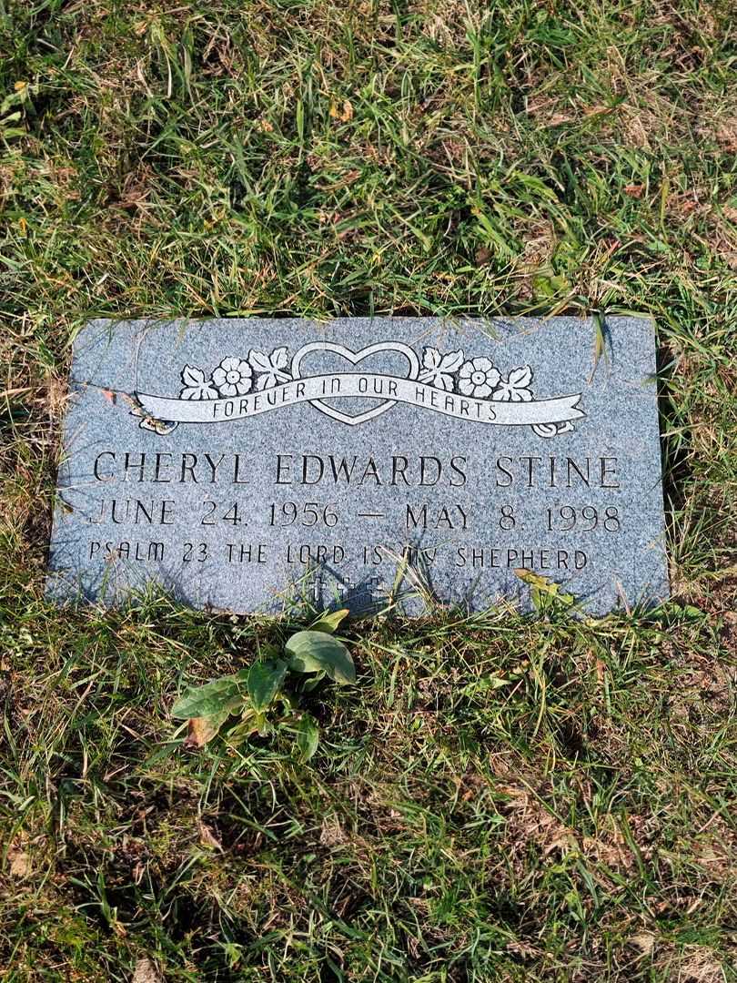 Cheryl Edwards Stine's grave. Photo 3